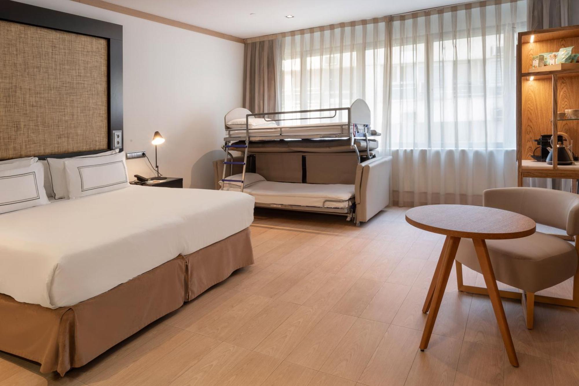 Grand Premium Room